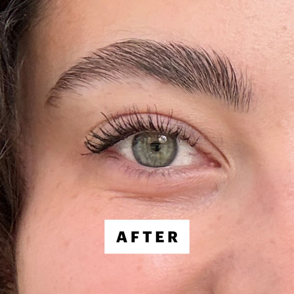 Felbin after applying the Ilia Limitless Lash Mascara